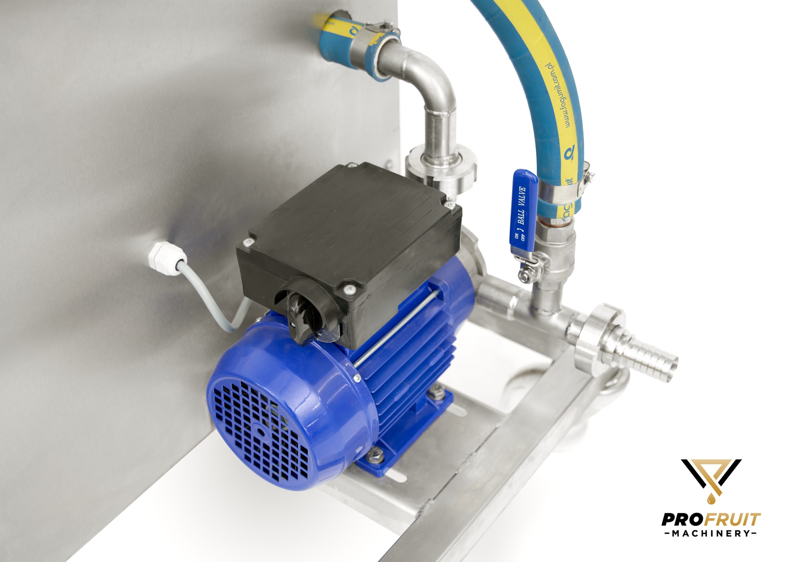 Elektrische Pasteurisieranlagen arbeiten in perfekter Synergie mit unseren Bag-in-Box-Abfüllern